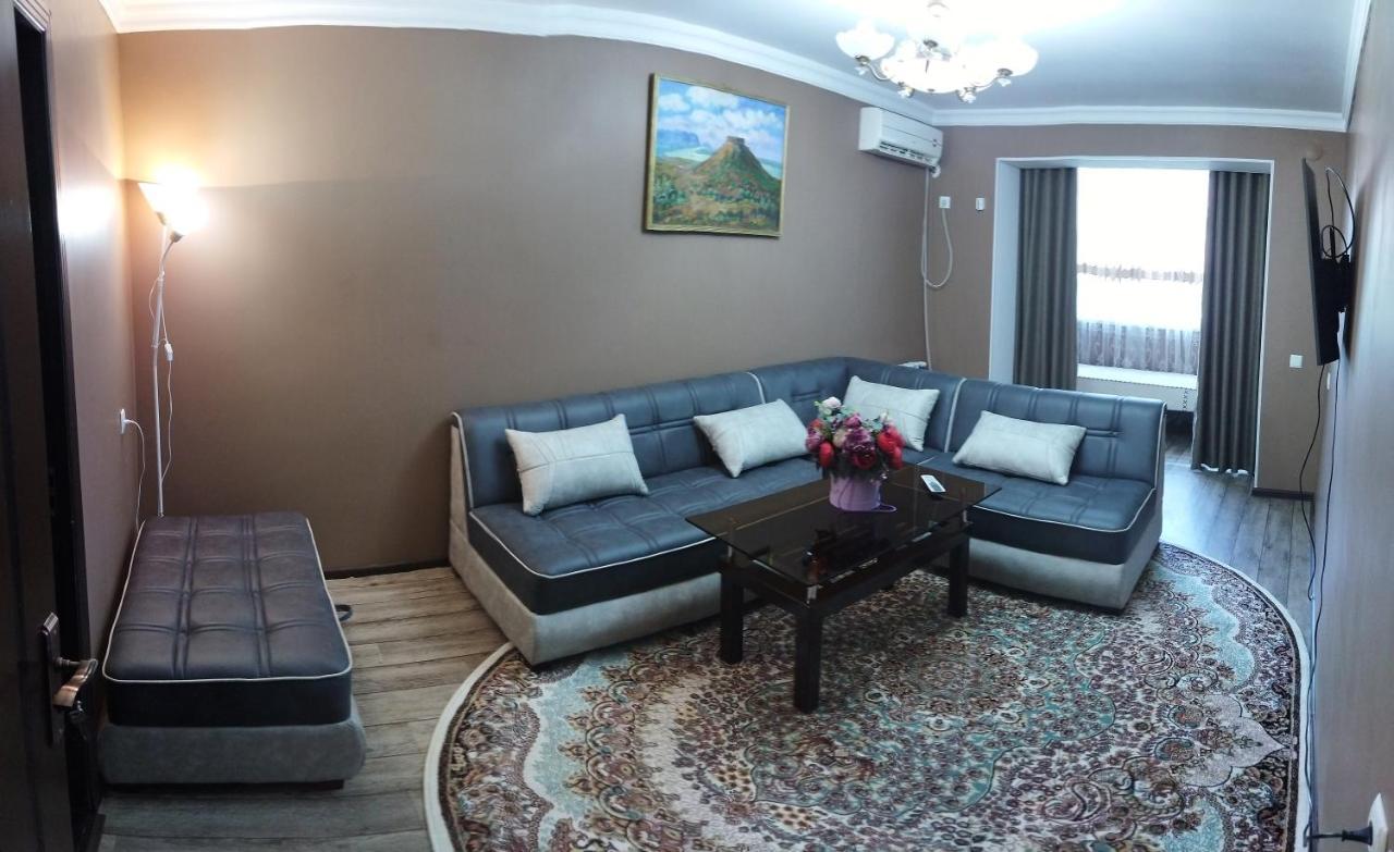 Apartment Near Farkhadskiy Bazar Taskent Exterior foto